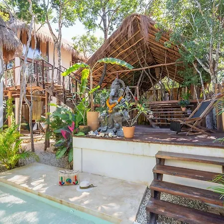 Ikal Bungalows Hotel